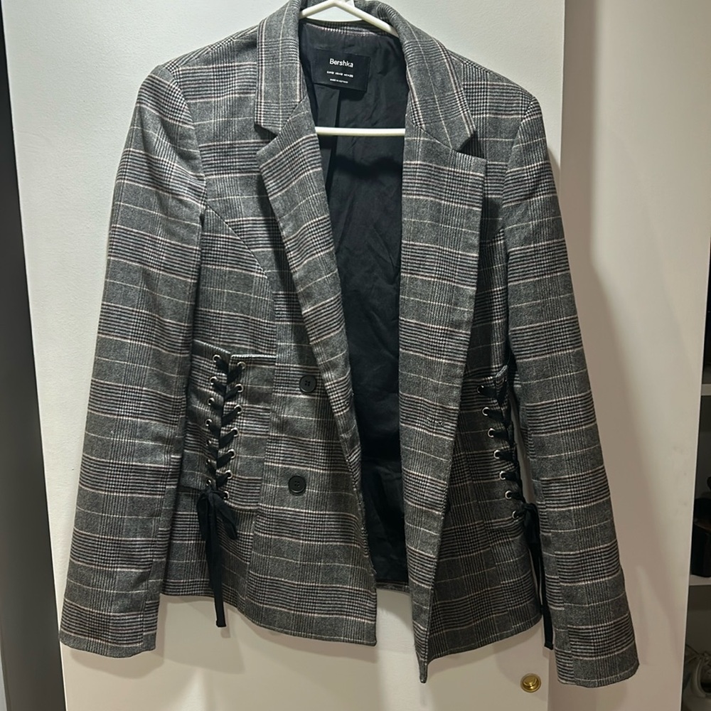 Bershka plaid blazer with side tie detail size medium Like new trendy